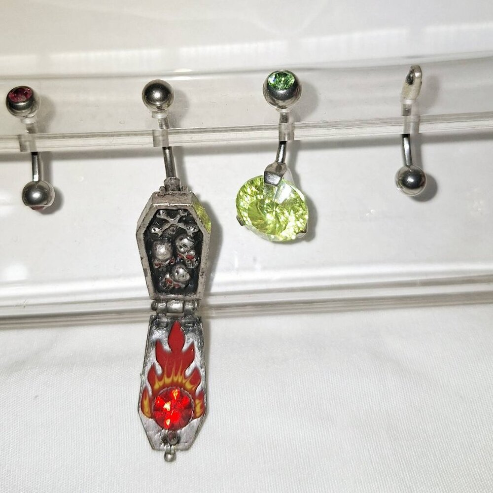 Lot 14 navel belly button body jewelry coffin, Dixie, Dragon, Gemini, NWOT